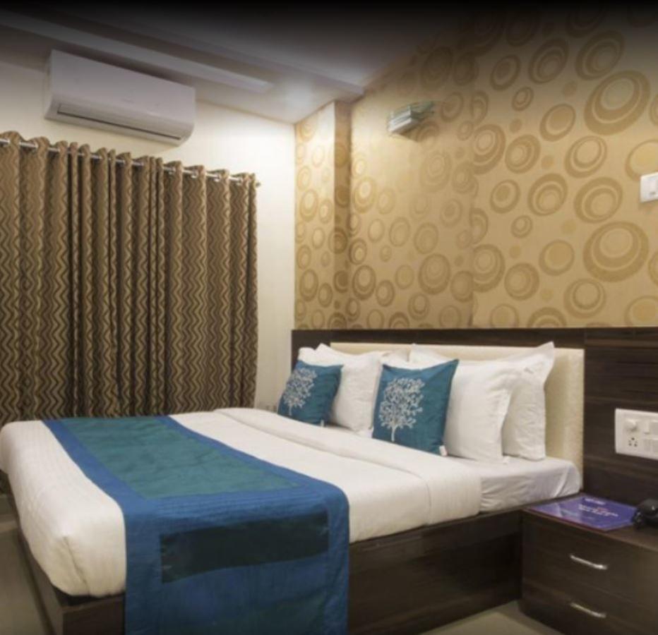 מומביי Hotel Accore Inn מראה חיצוני תמונה