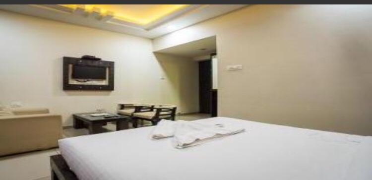 מומביי Hotel Accore Inn מראה חיצוני תמונה