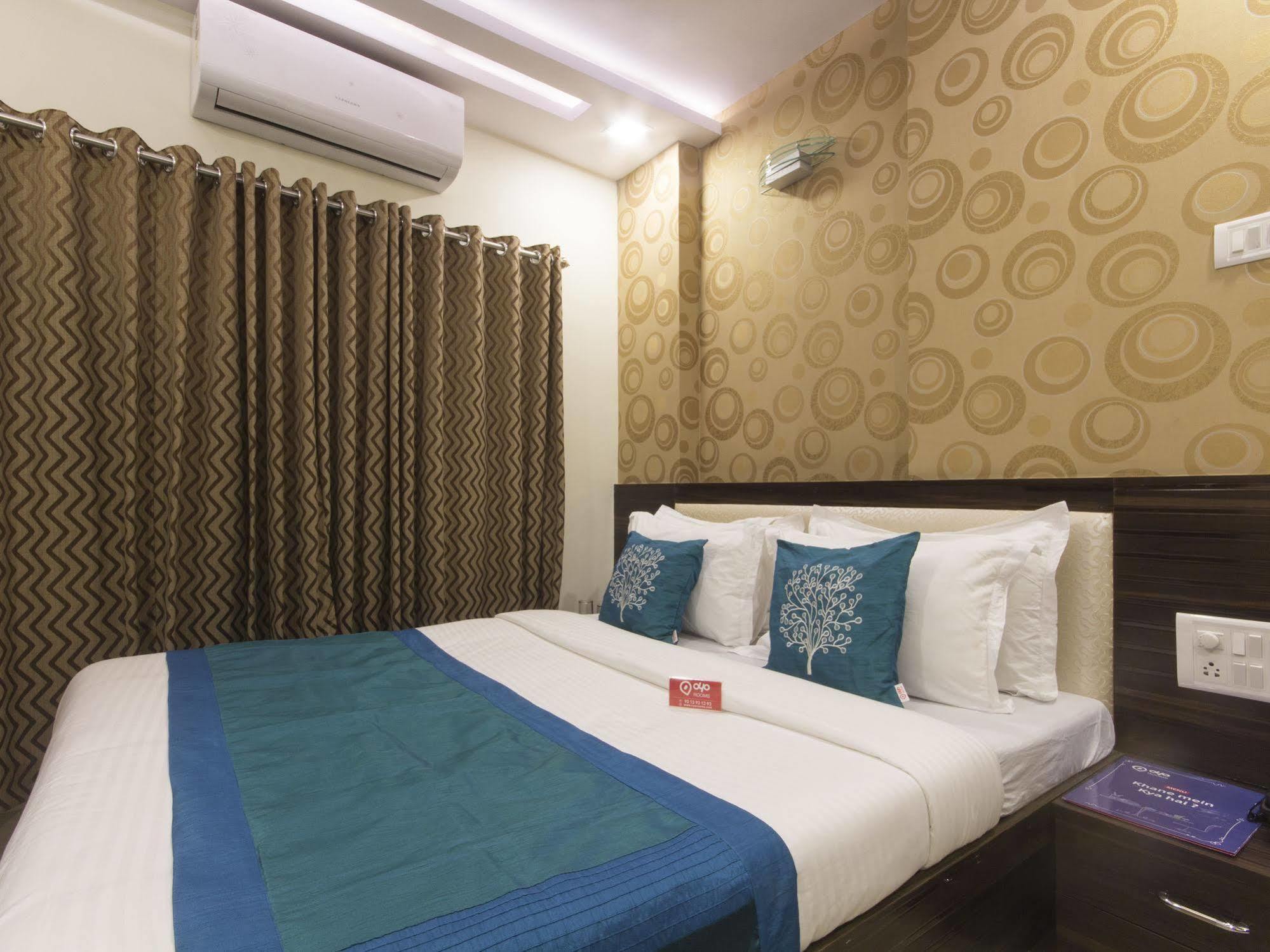 מומביי Hotel Accore Inn מראה חיצוני תמונה