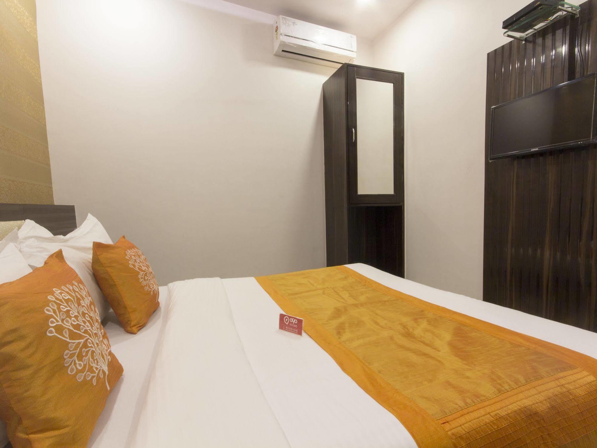 מומביי Hotel Accore Inn מראה חיצוני תמונה